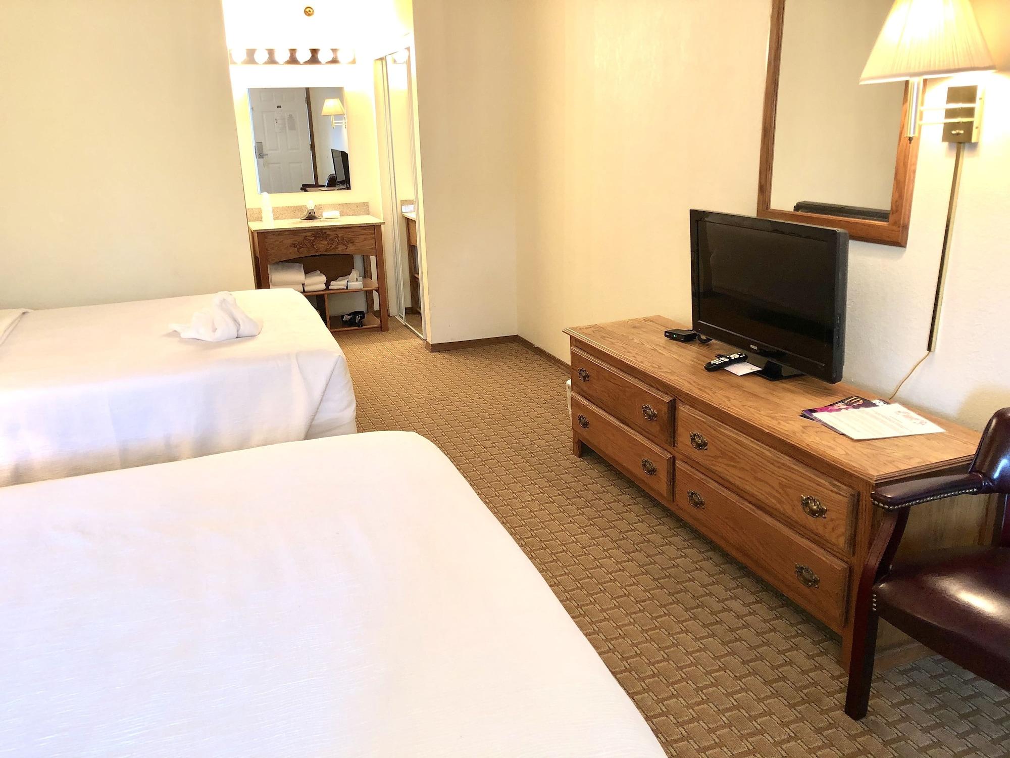 Honeysuckle Inn & Conference Center Branson Esterno foto